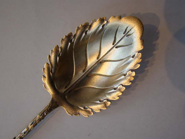 An unusual 19th century silver gilt serving spoon in the form of a branch and a leaf. — image 2